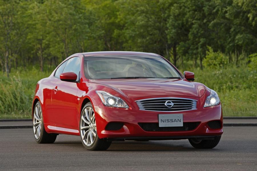 Nissan Skyline Coupe 2008 года  (фото 23 из 66)